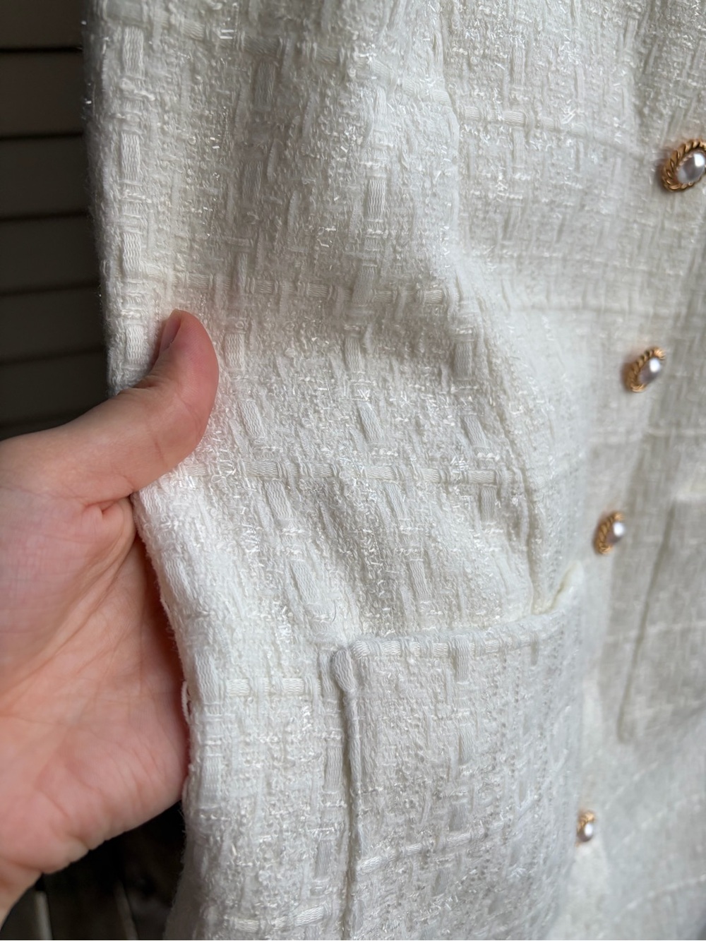 🆕🥥AQUA NWT White Tweed Mini Shift Dress Pearl Gold Buttons Pockets Size L Office - Picture 13 of 17